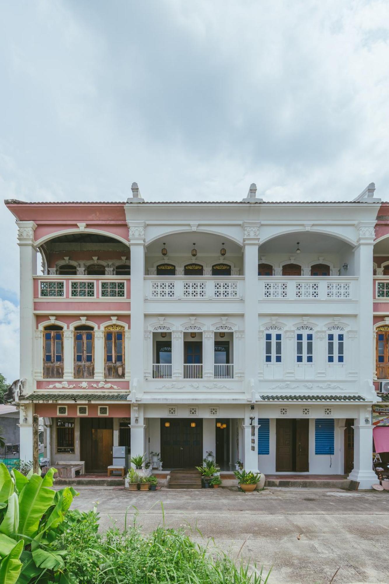 Botan Boutique Hotel Patong Экстерьер фото